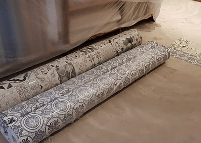 Instalación de alfombra vinílica (2)